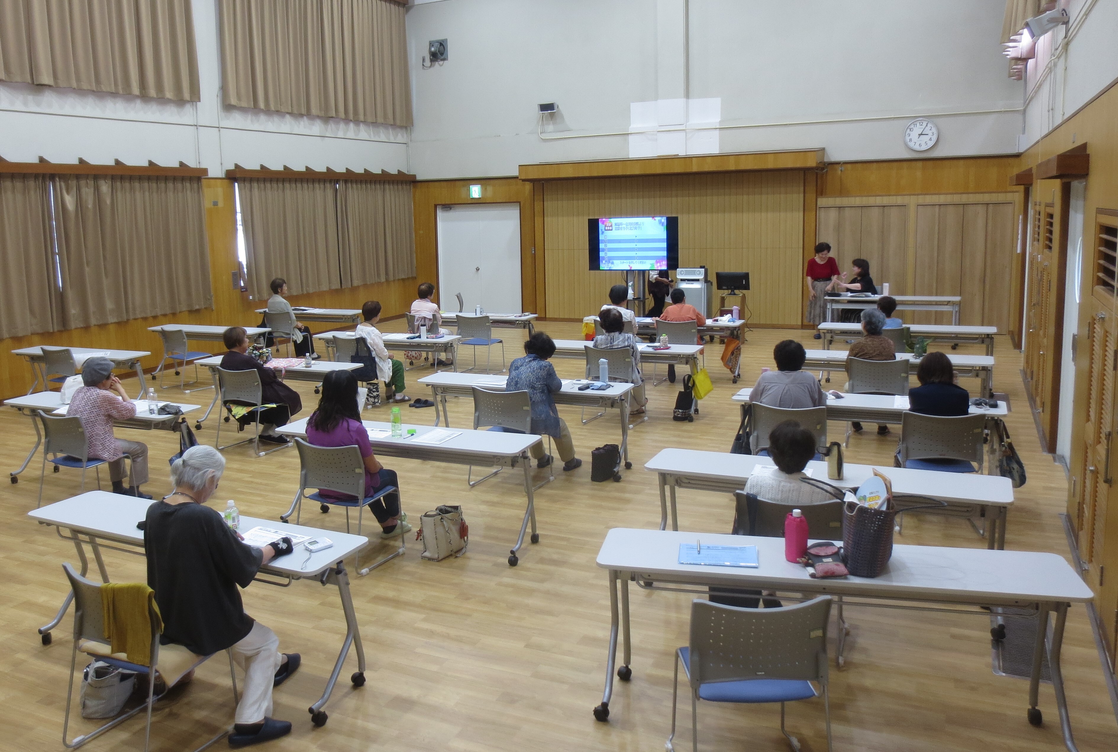 カラオケ教室の写真