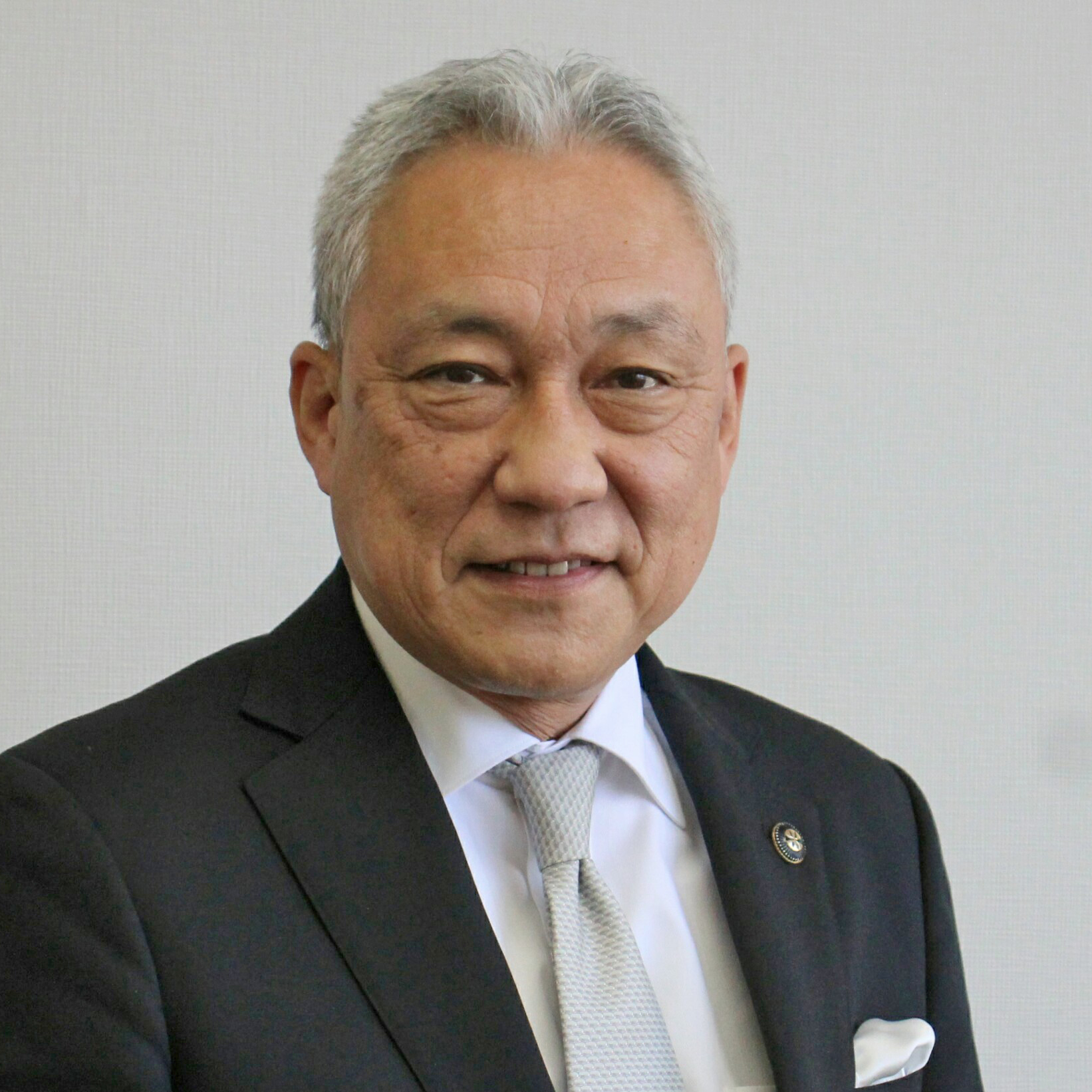 東川裕市長の写真