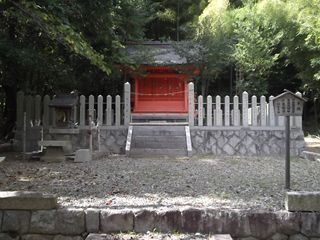 燕神社の写真1